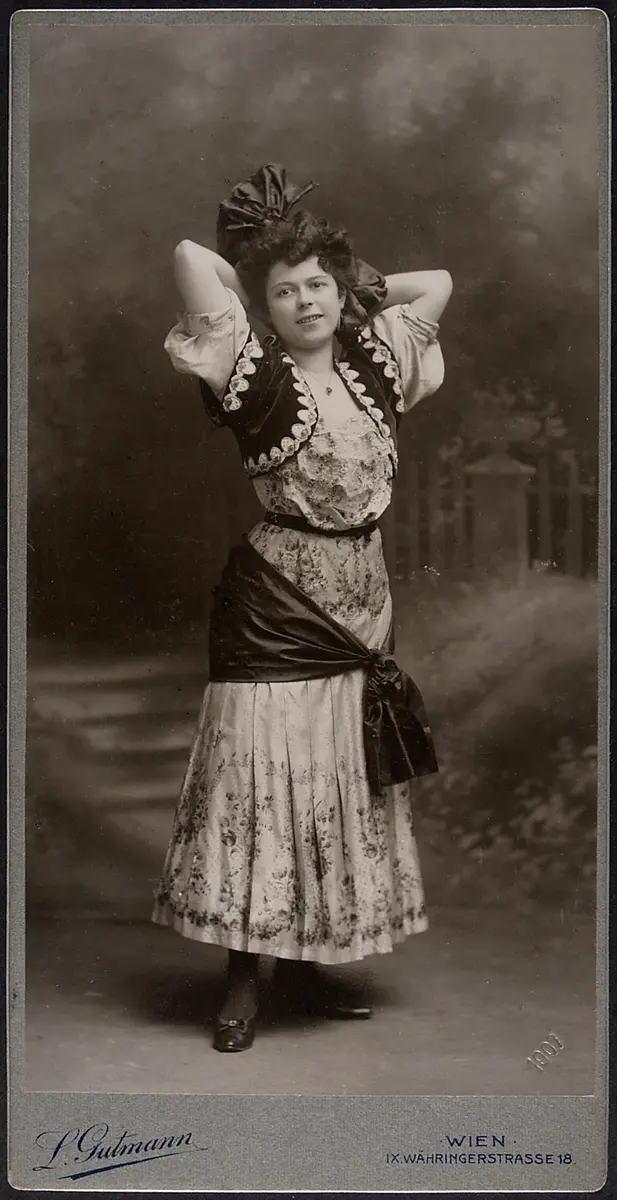 Louise Kartousch