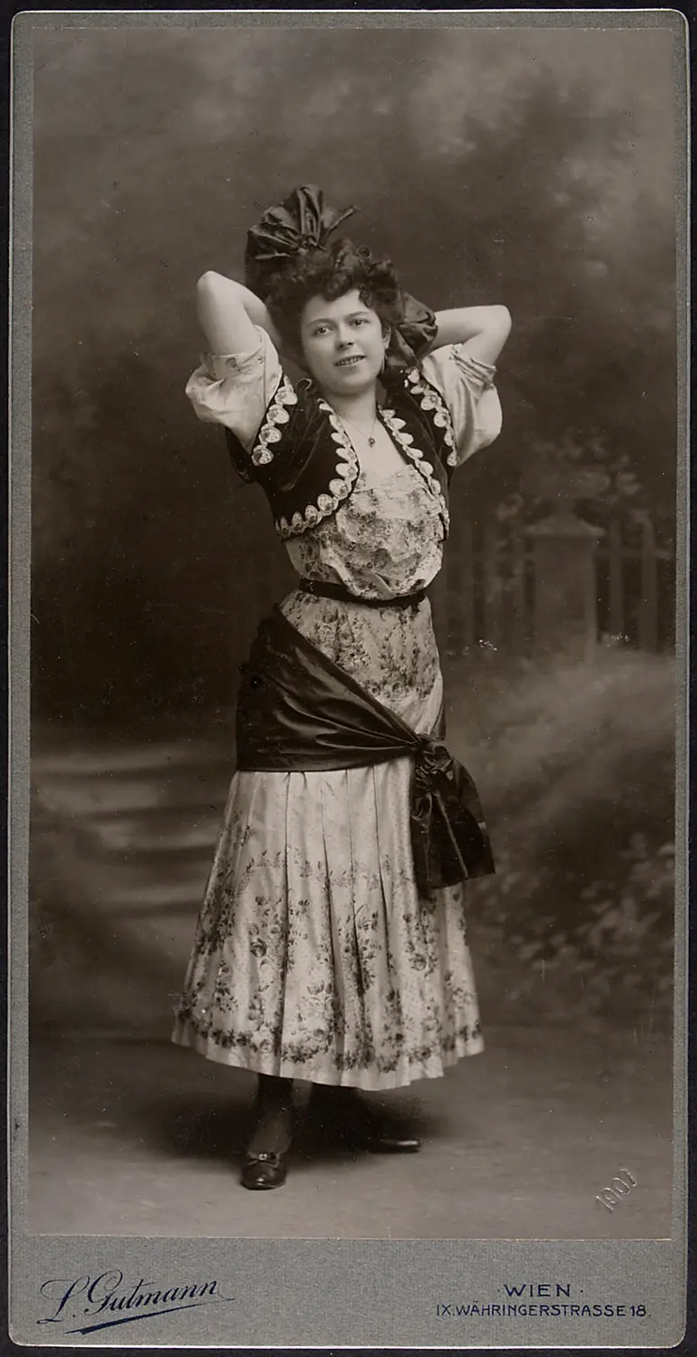 Louise Kartousch