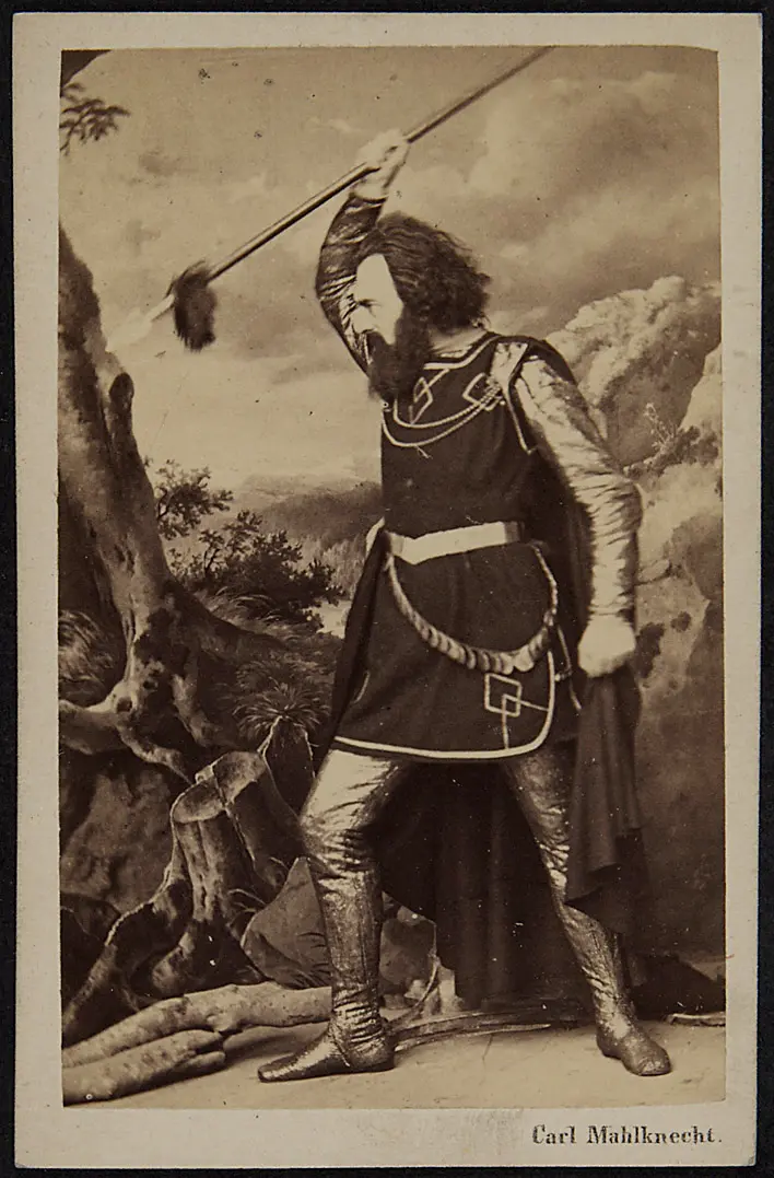 Ludwig Gabillon, Verweis auf Stücktitel: Nibelungen