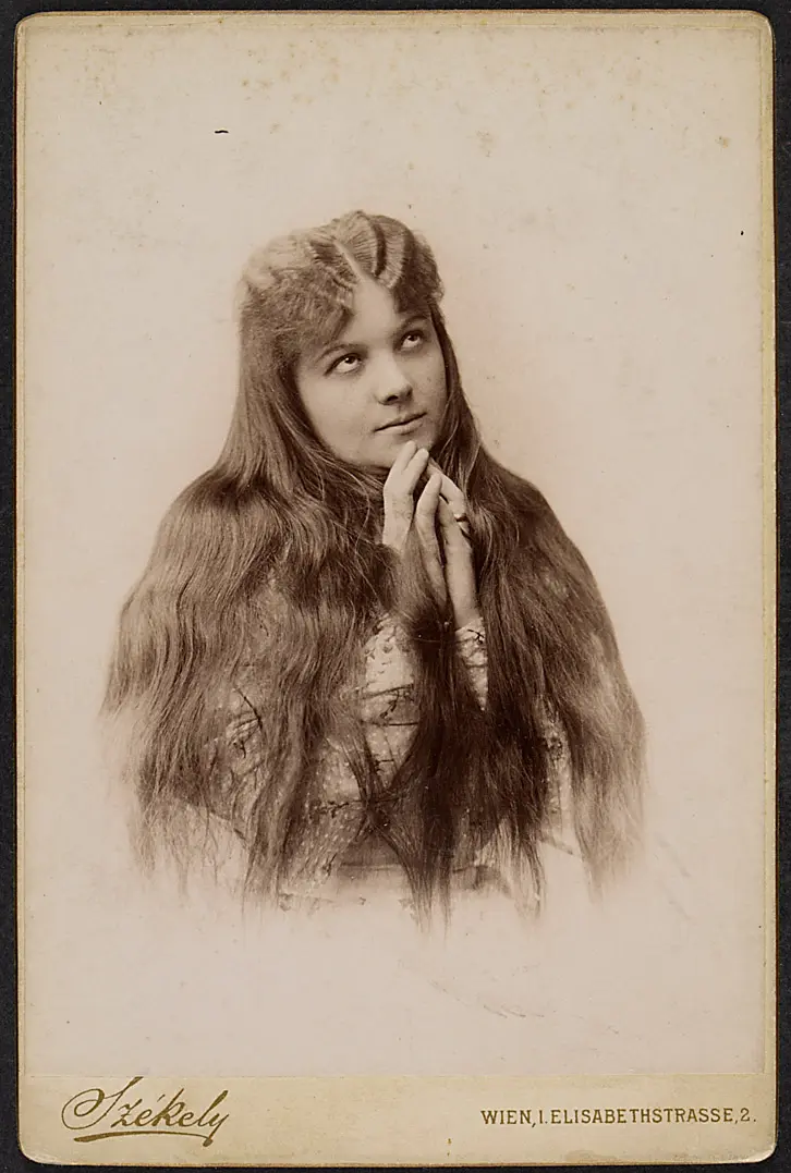Ilka Palmay, Verweis auf Stücktitel: Mamselle Nitouche