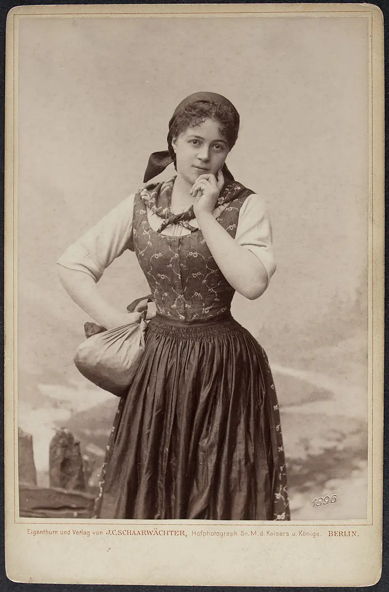 Teresina Gessner-Sommerstorff, Verweis auf Stücktitel: Der Pfarrer von Kirchfeld