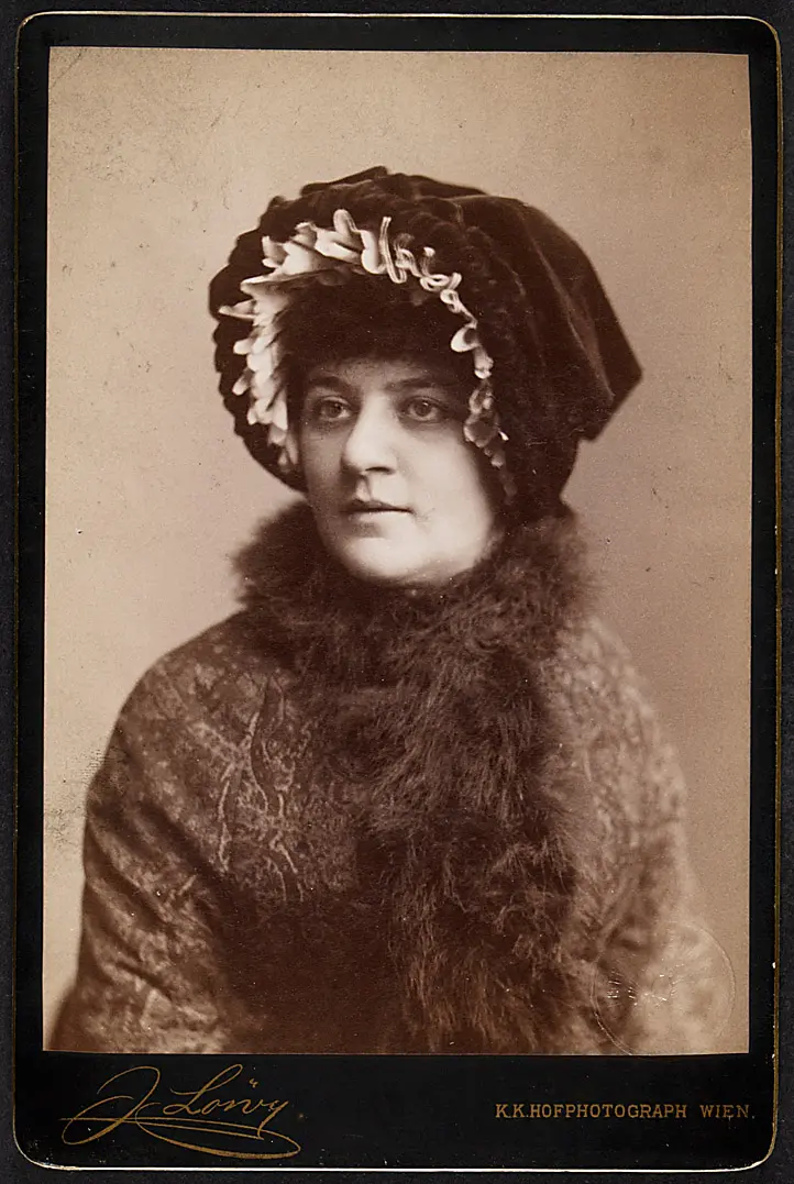 Laura Jona
