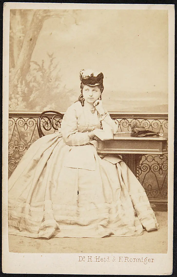 Anna Kratz