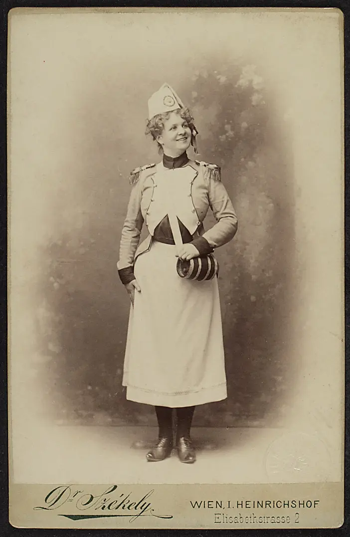 Julie Kopacsi-Karczag