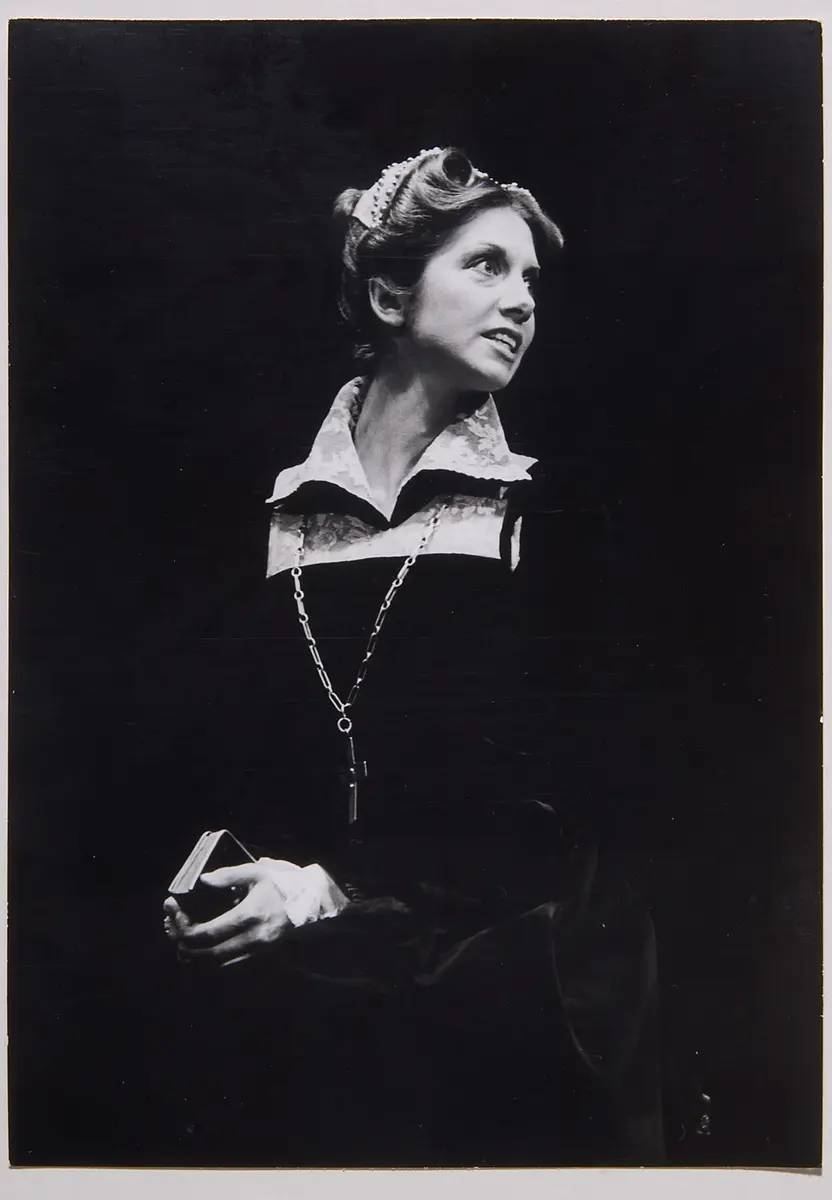 Pluhar, Verweis auf Stücktitel: Maria Stuart