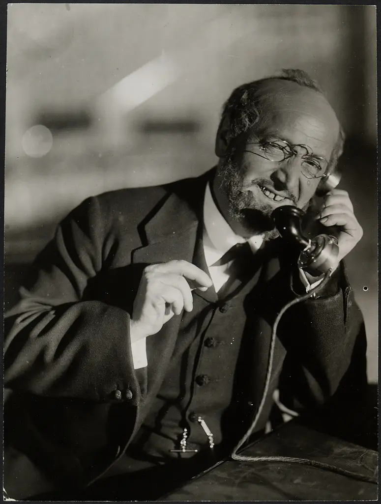 Hans Moser