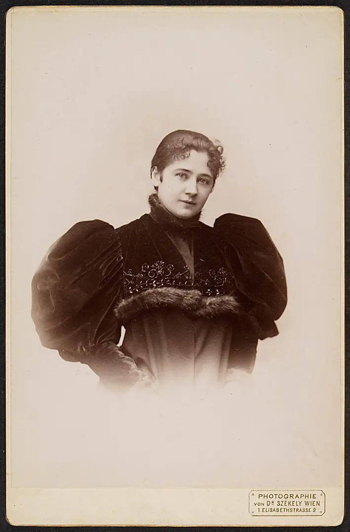 Babette Devrient-Reinhold