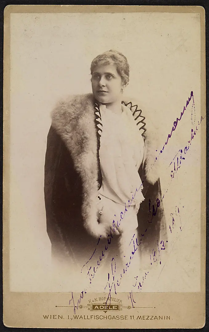 Henriette Standhartner