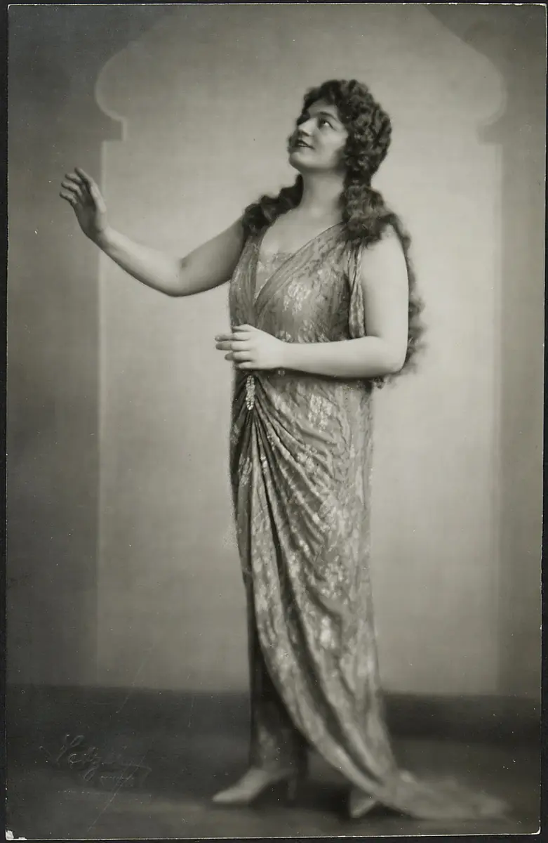 Viorica Ursuleac, Verweis auf Stücktitel: Die Frau ohne Schatten