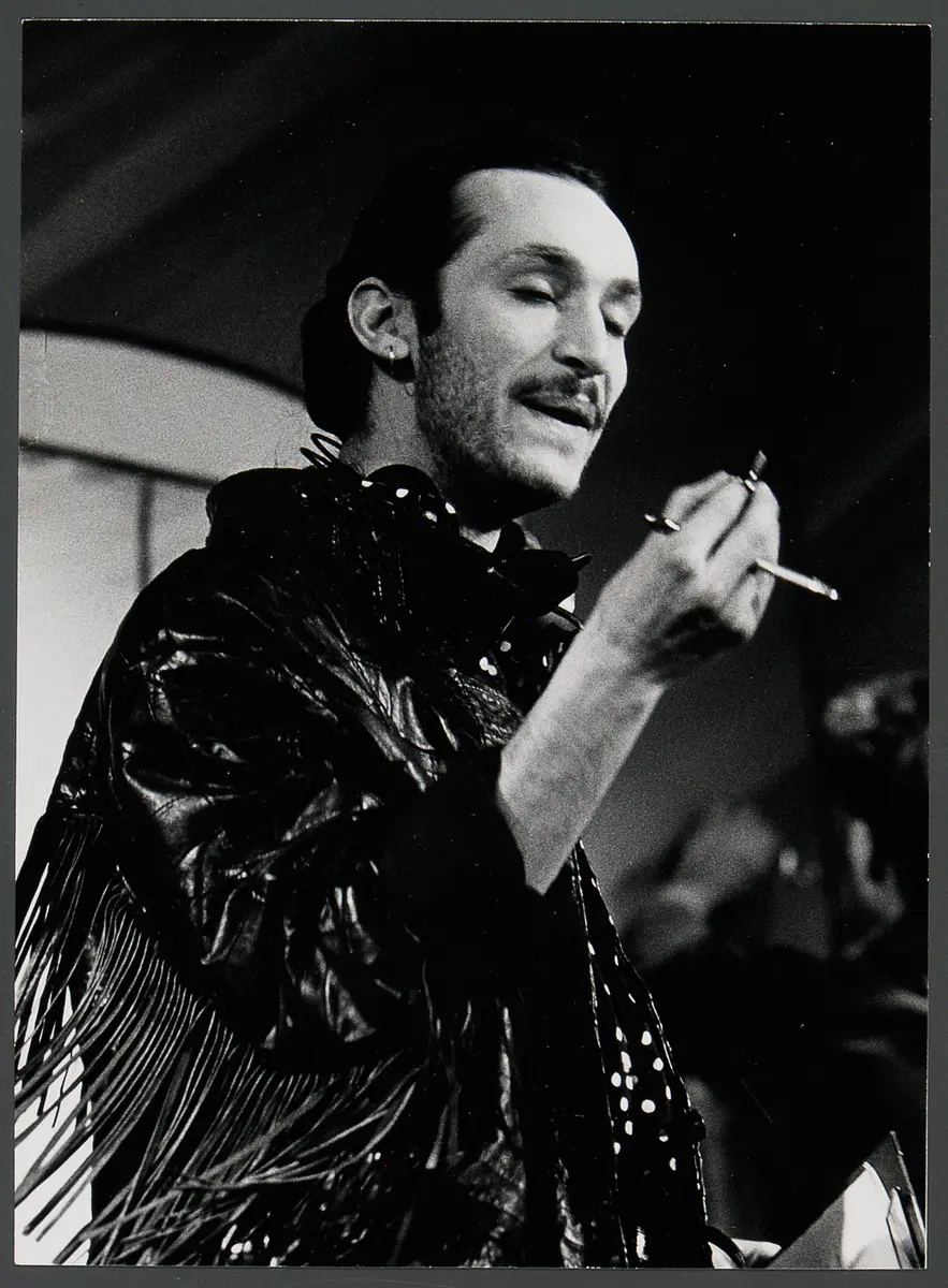 Antonio Paradiso, Verweis auf Stücktitel: Sonny Boys