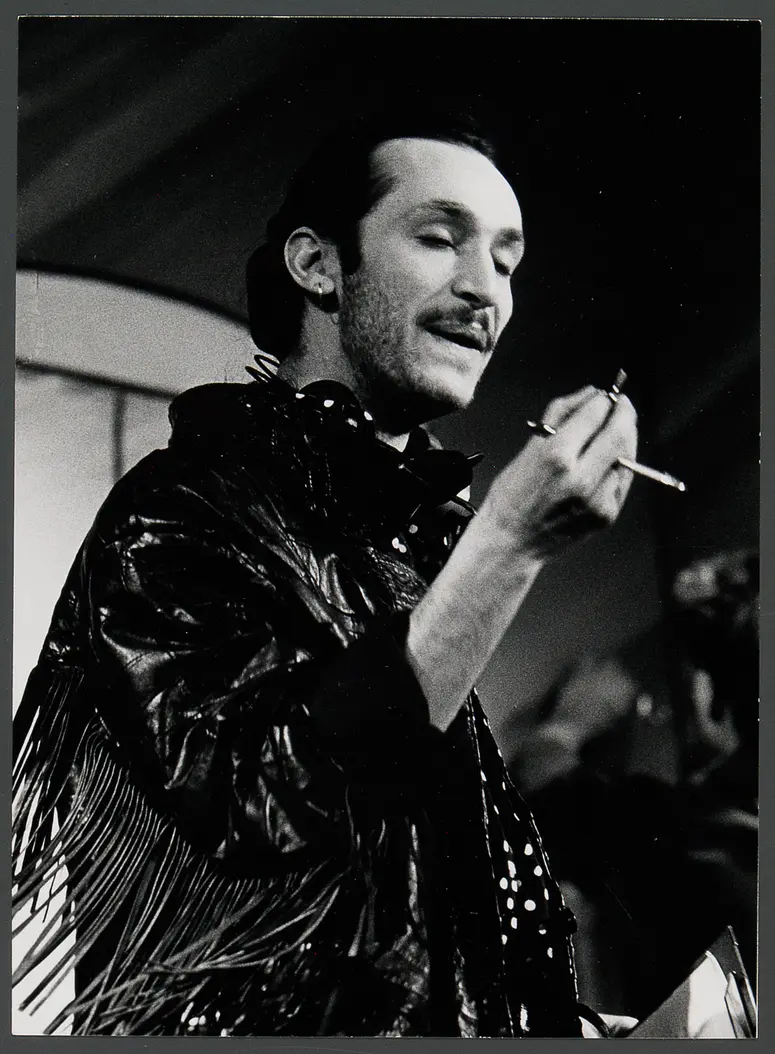 Antonio Paradiso, Verweis auf Stücktitel: Sonny Boys