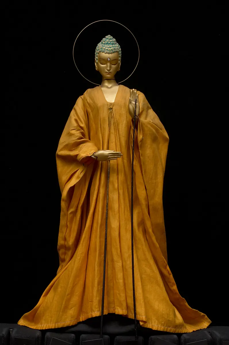 Buddha, Verweis auf Stücktitel: Der Drachentöter