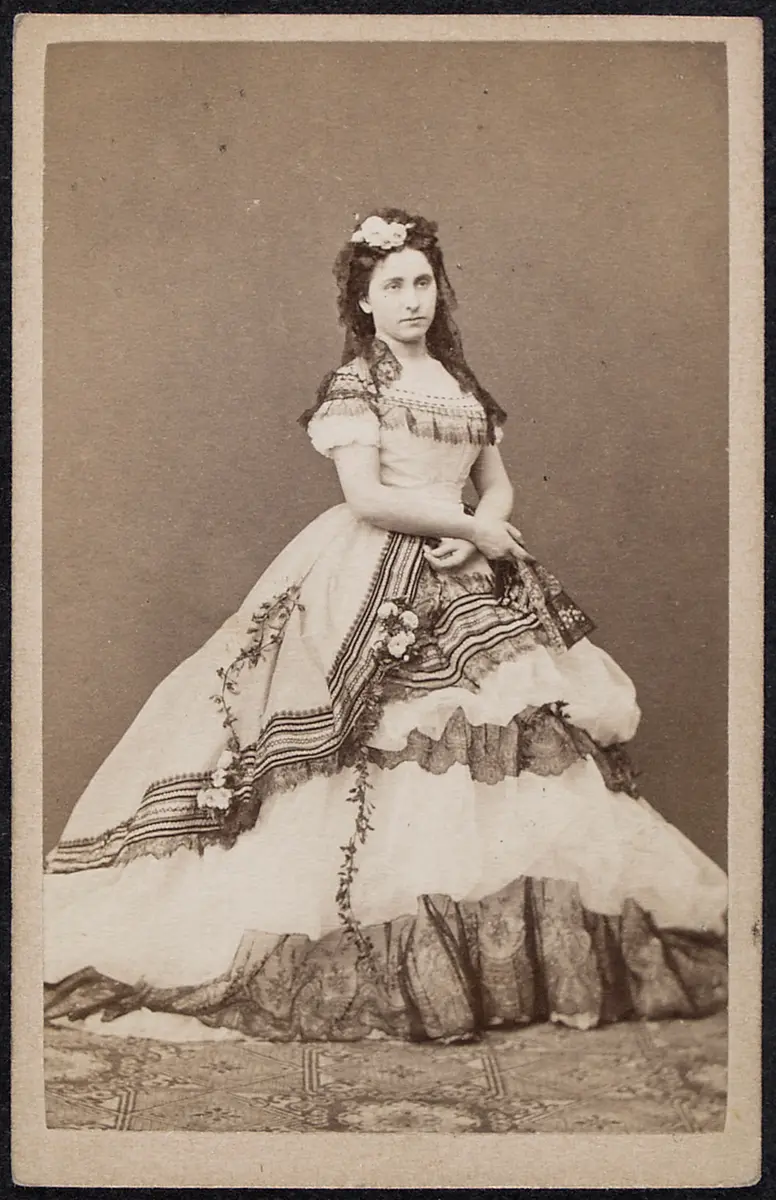 Friederike Bognar, Verweis auf Stücktitel: Narciss