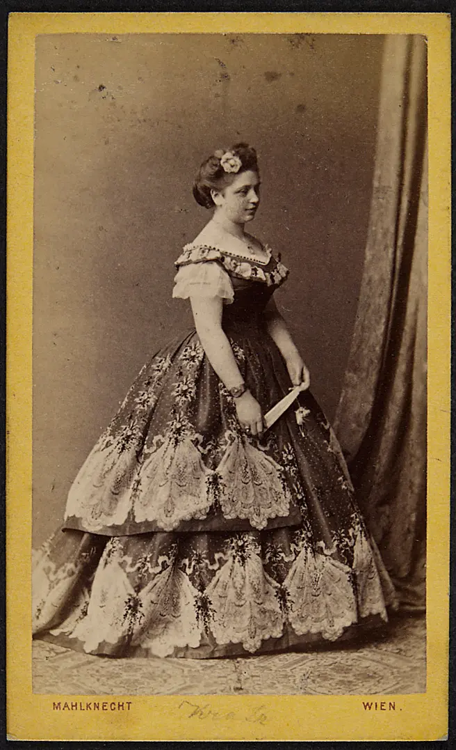 Anna Kratz