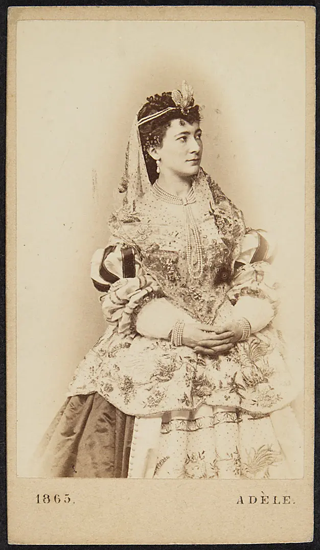 Charlotte Wolter