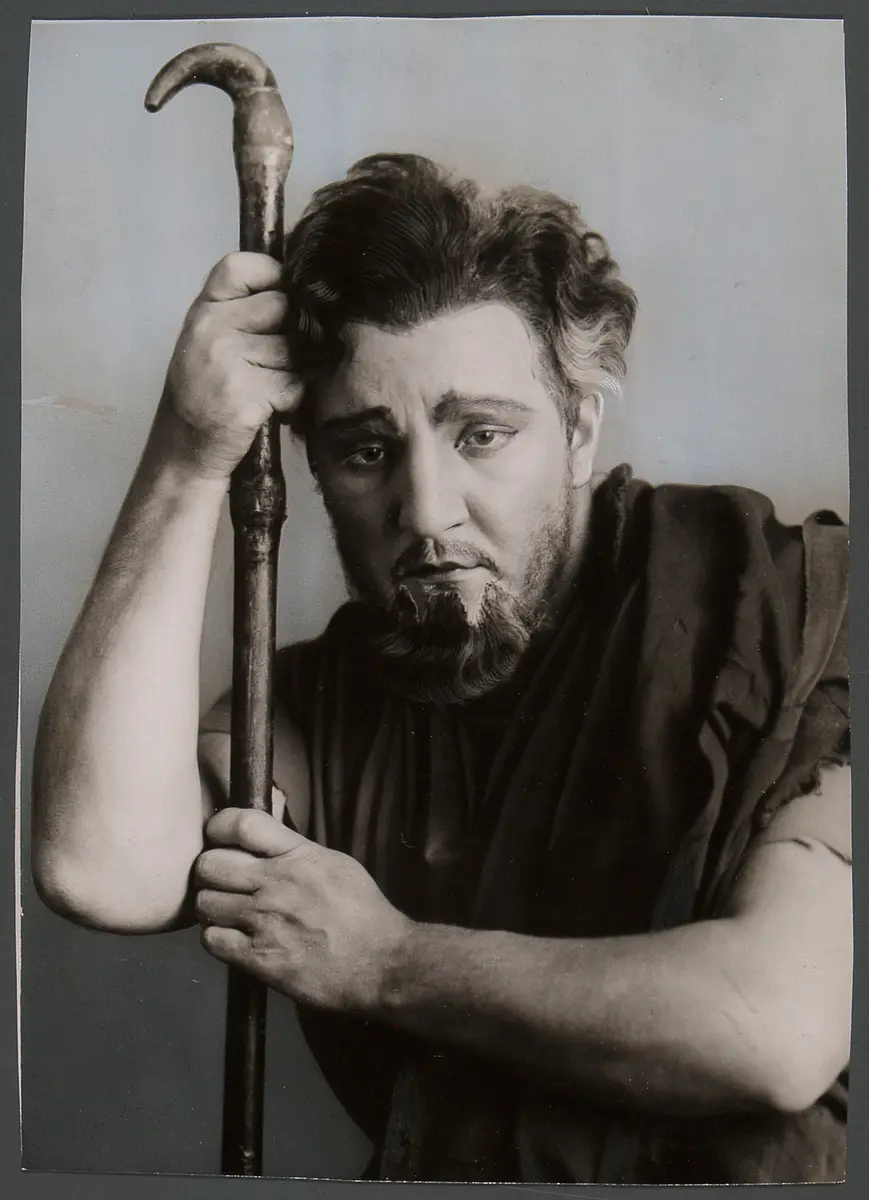 Max Lorenz, Verweis auf Stücktitel: Der Bettler Namenlos