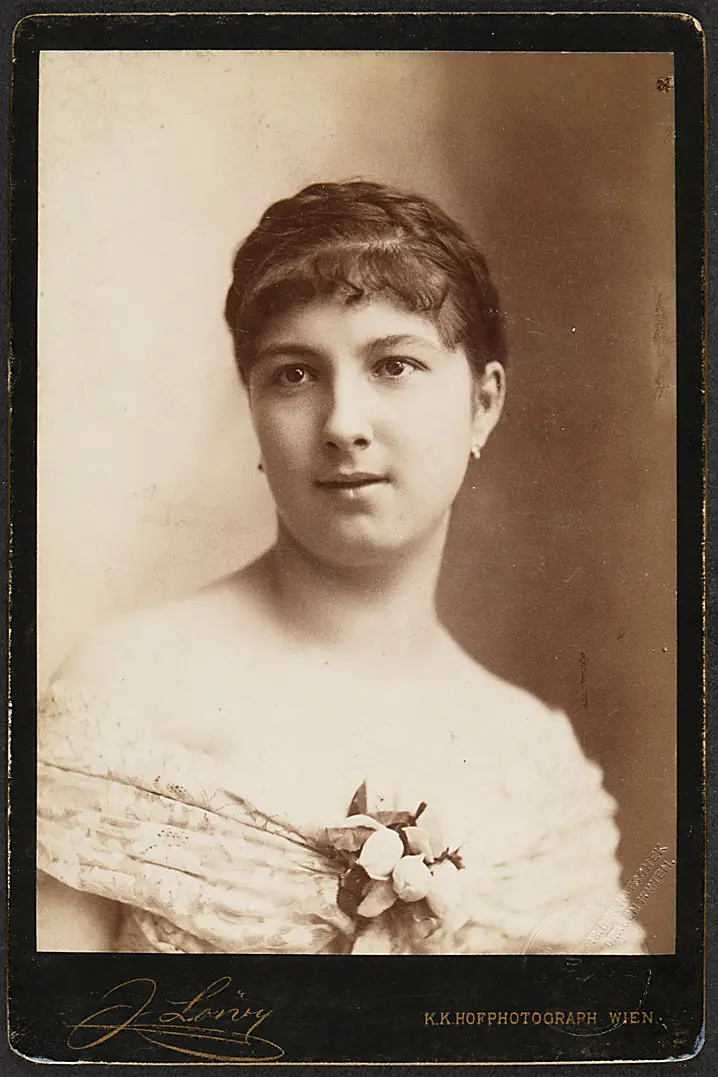 Maria Reisenhofer