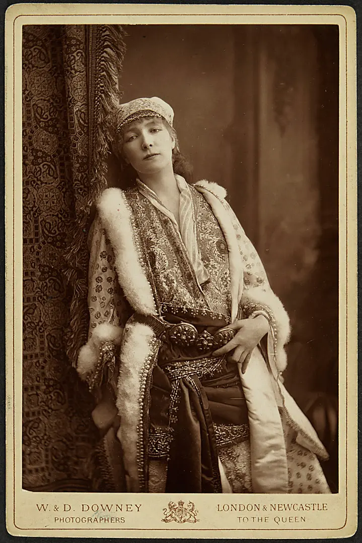 Sarah Bernhardt, Verweis auf Stücktitel: Adrienne Lecouvreur