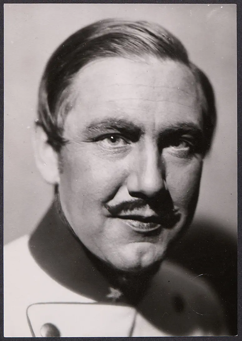 Alfred Grüninger, Verweis auf Stücktitel: Das Veilchen