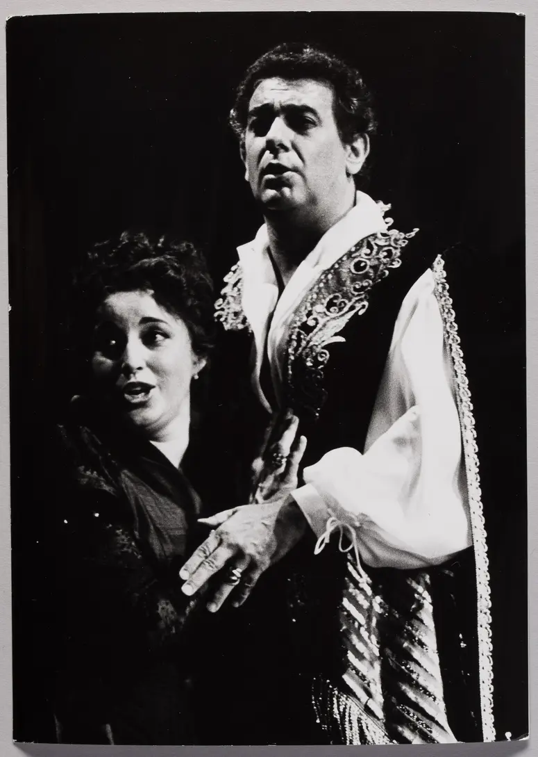 Plácido Domingo, Verweis auf Stücktitel: La Gioconda