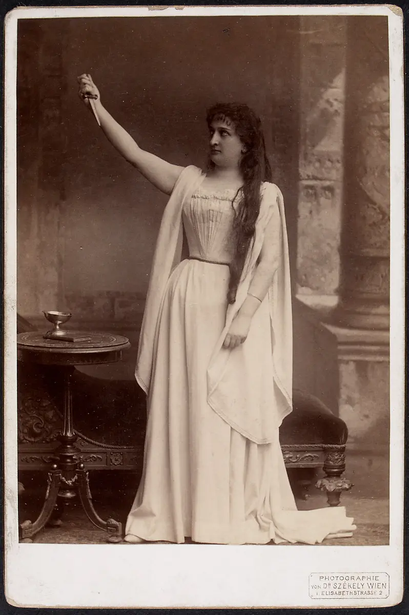 Adrienne Kola