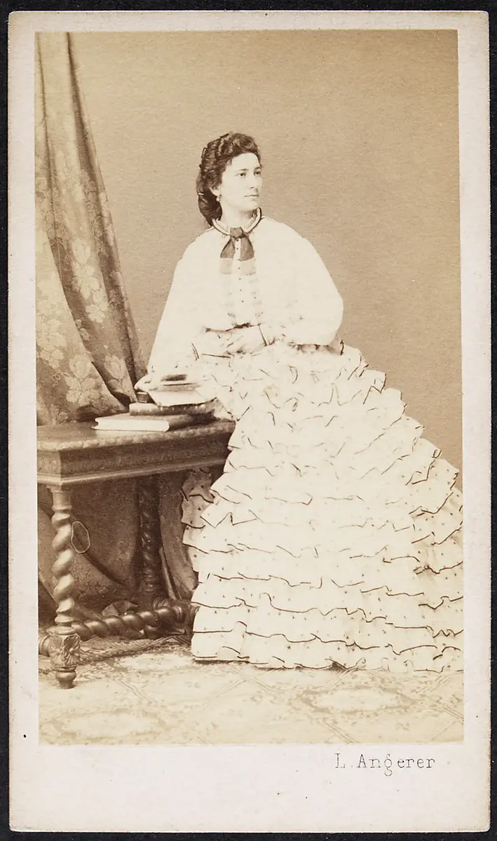 Charlotte Wolter