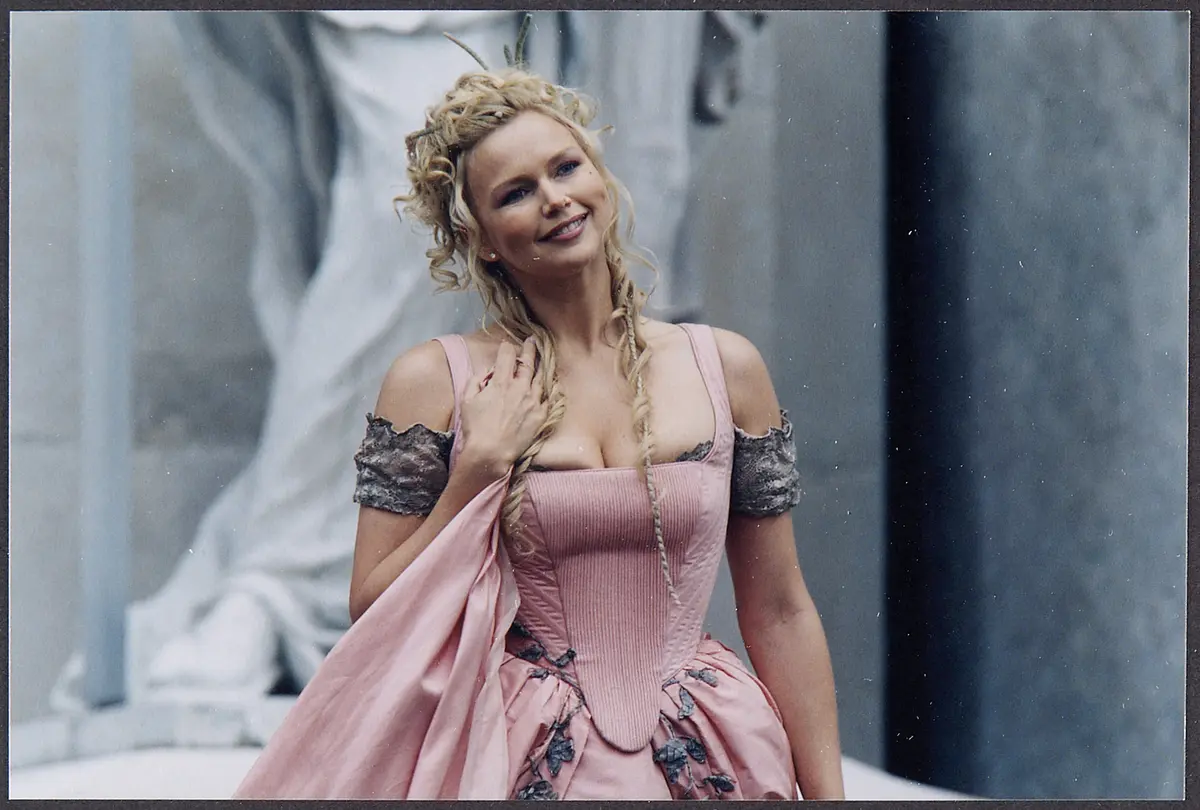 Veronica Ferres