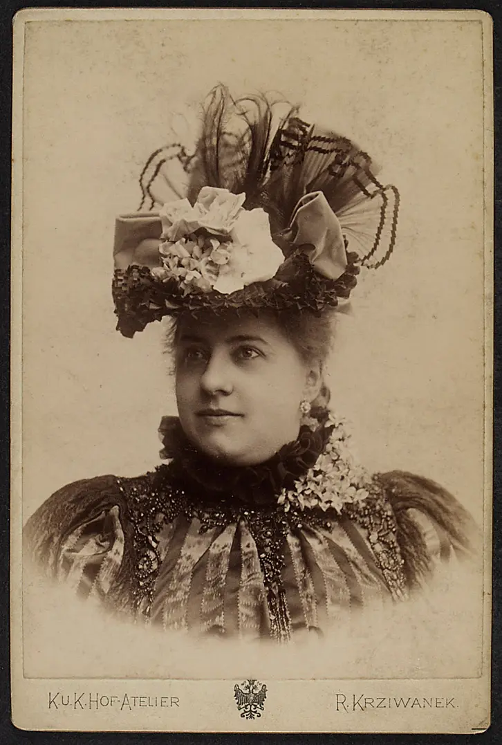 Fanny Mora