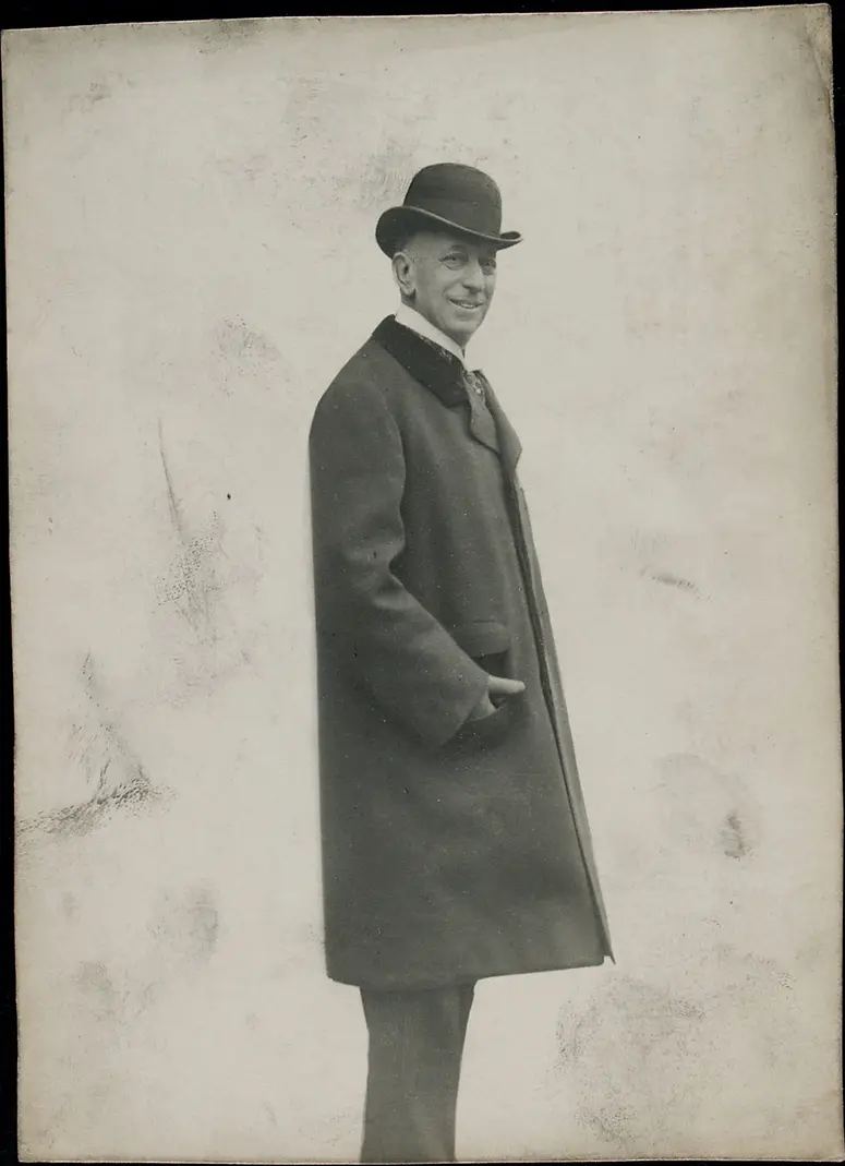 Herr Tewele