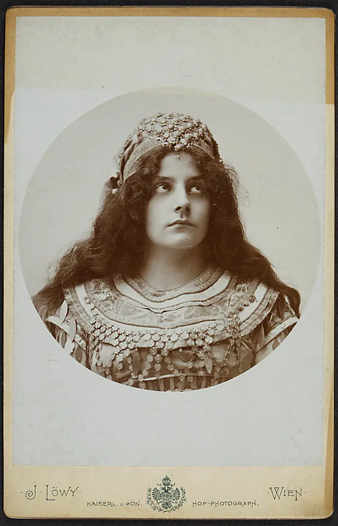 Lilly Berger, Verweis auf Stücktitel: Margarethe