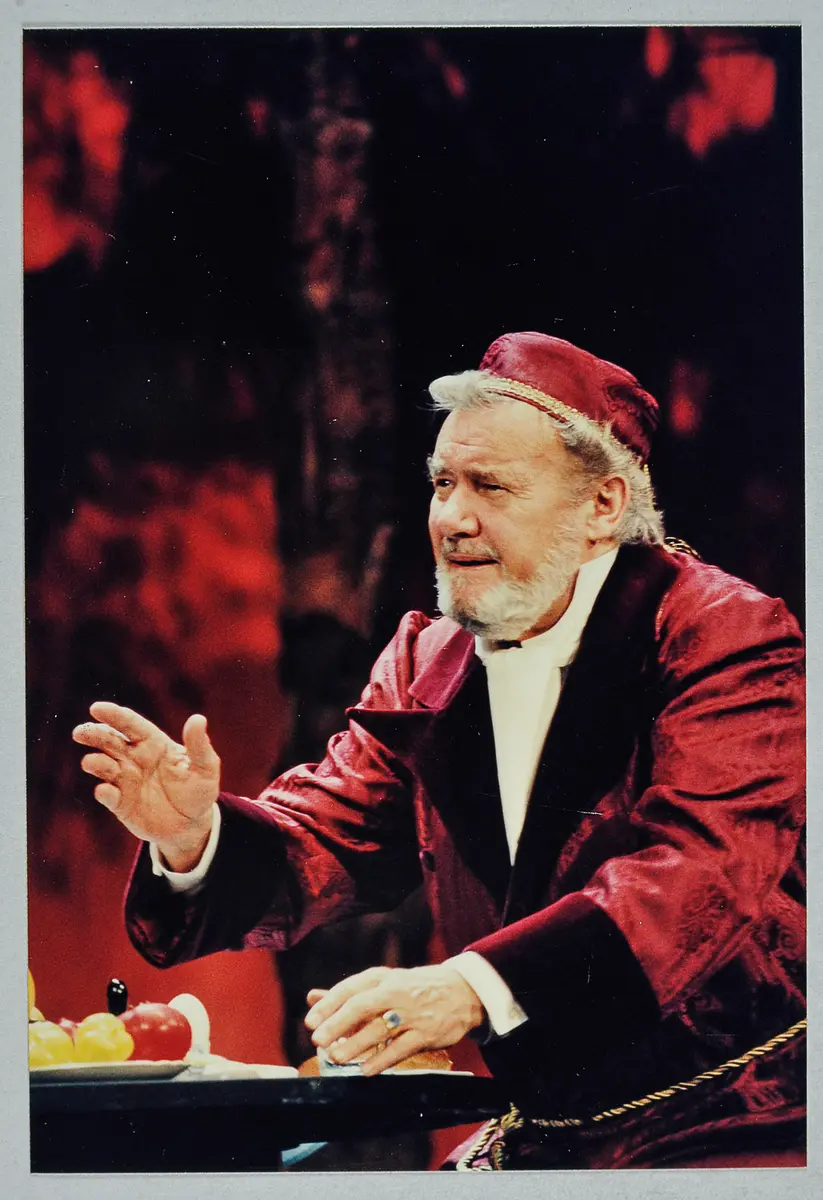 Rudolf Strobl, Verweis auf Stücktitel: Unverhofft