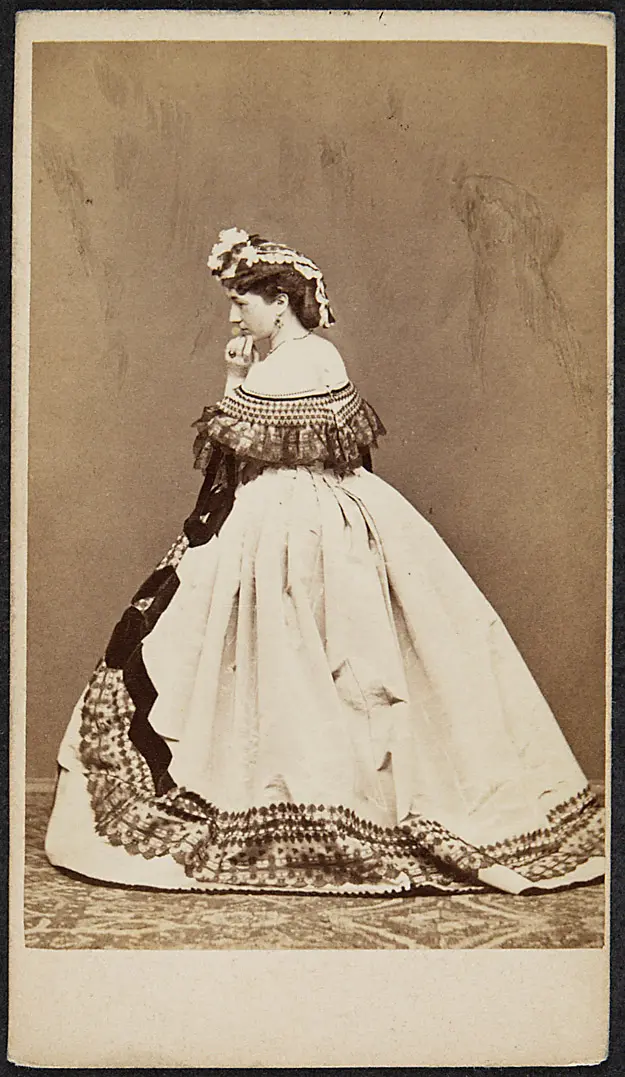 Charlotte Wolter