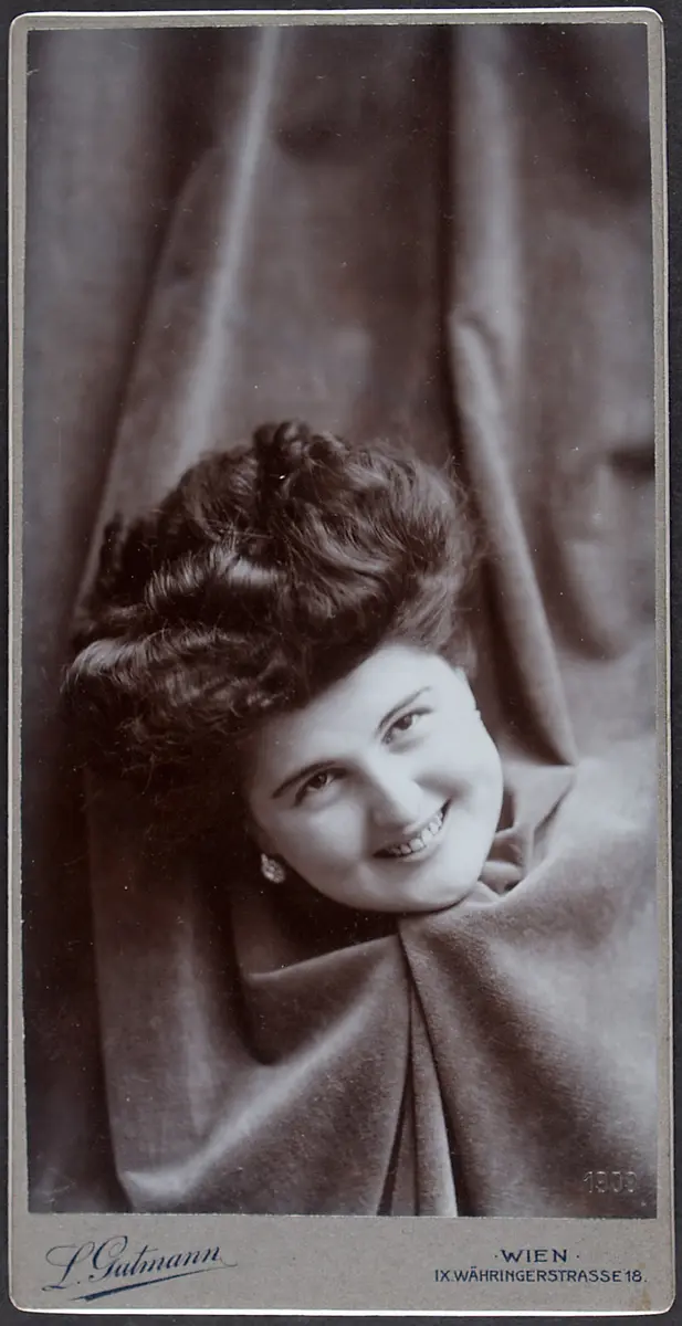 Grete Holm
