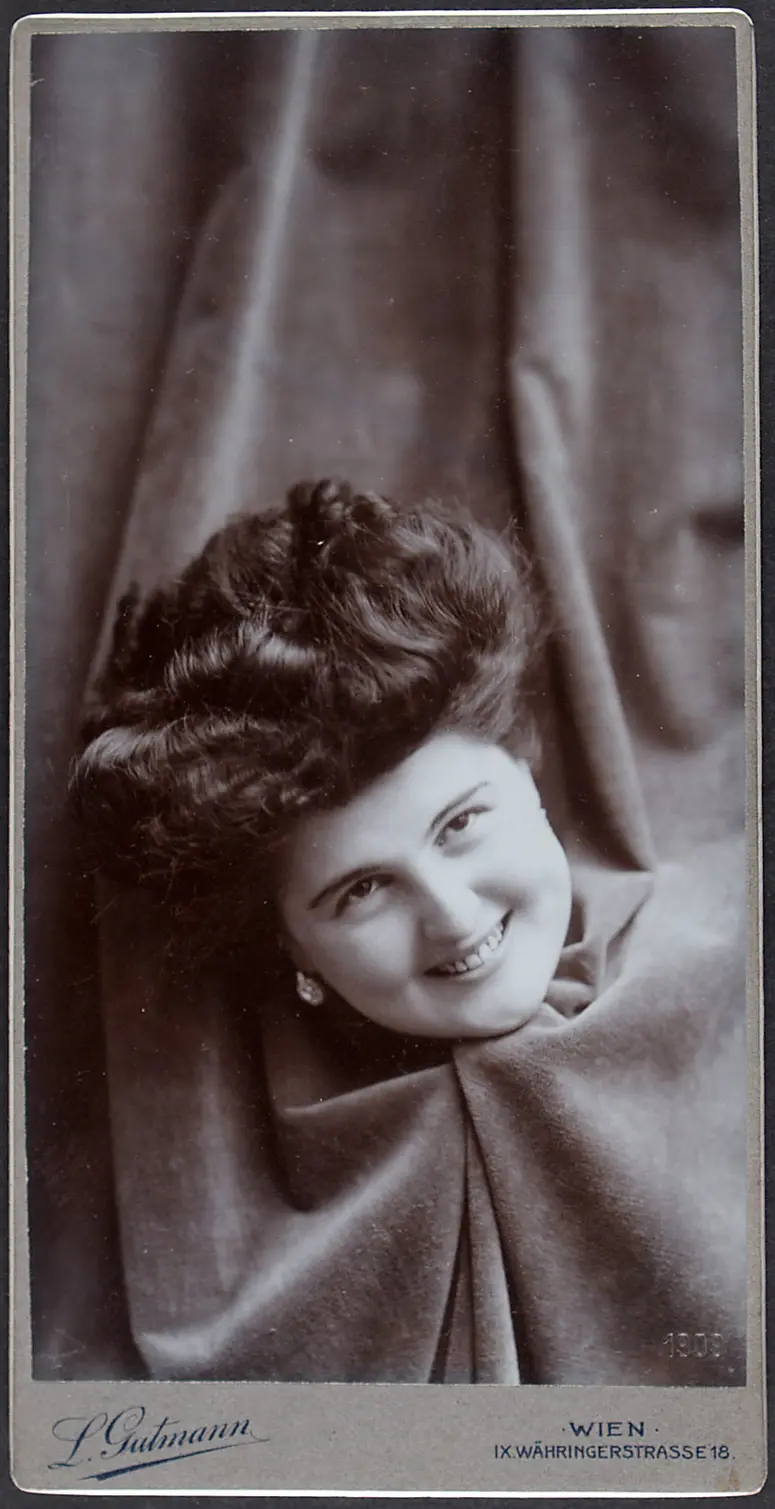 Grete Holm