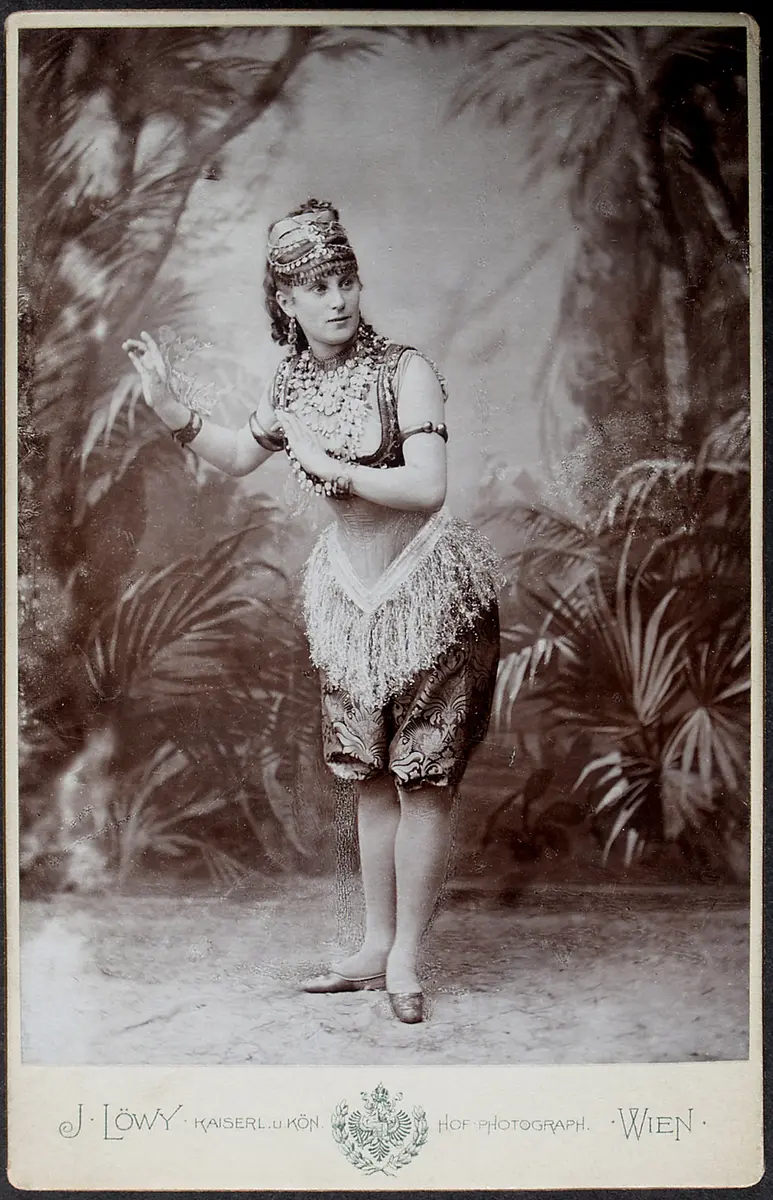 Emma Allesch