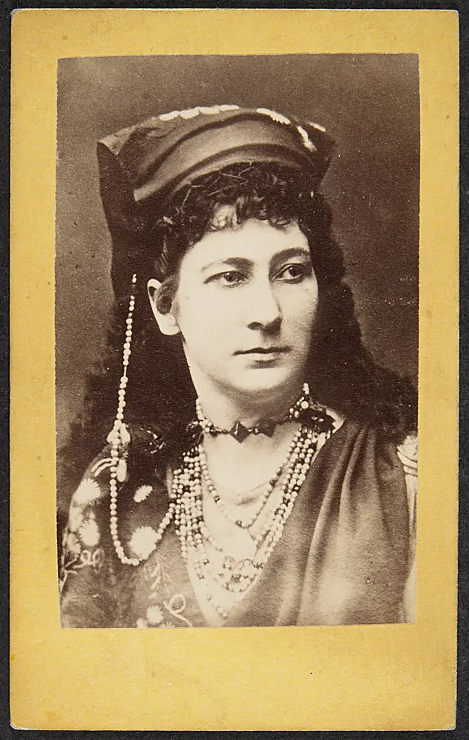 Charlotte Wolter