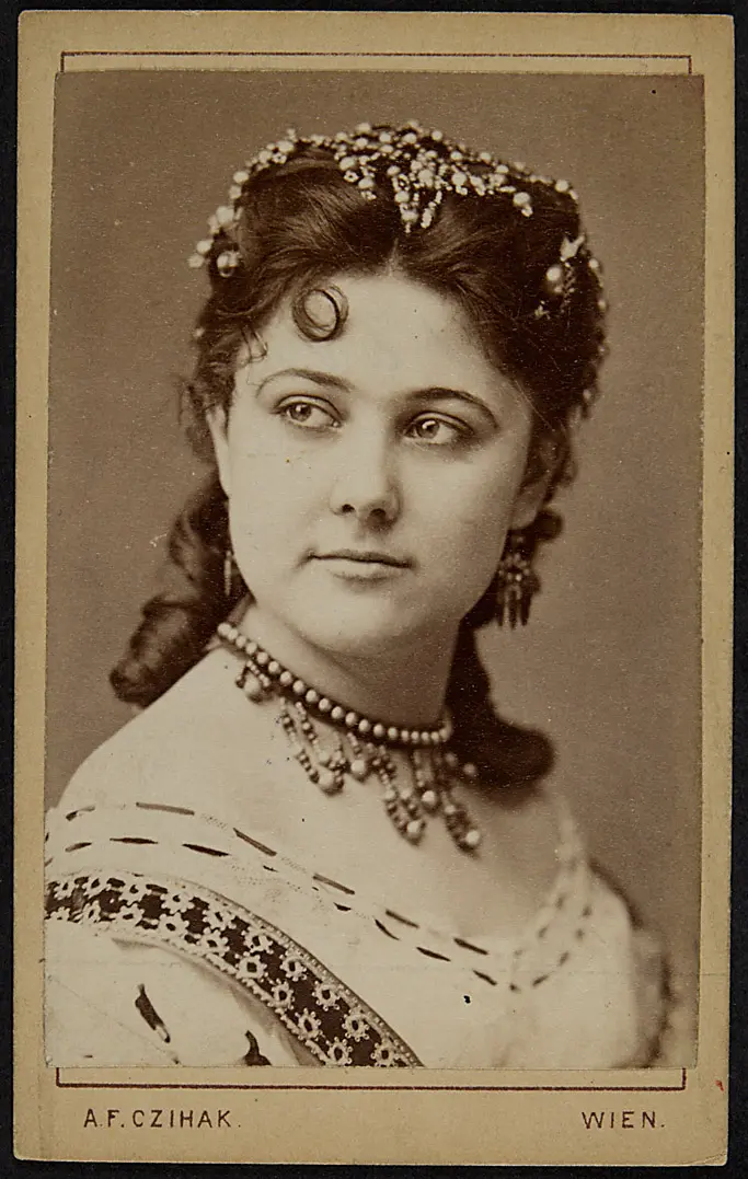 Minnie Hauck