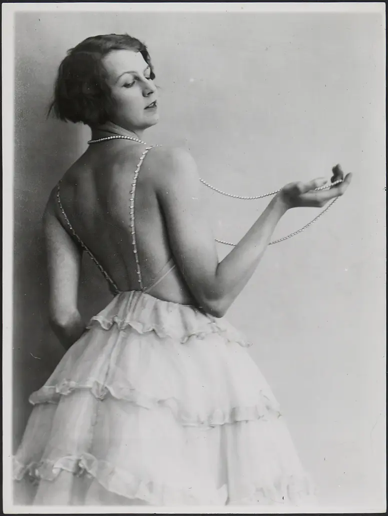 Erna Carise