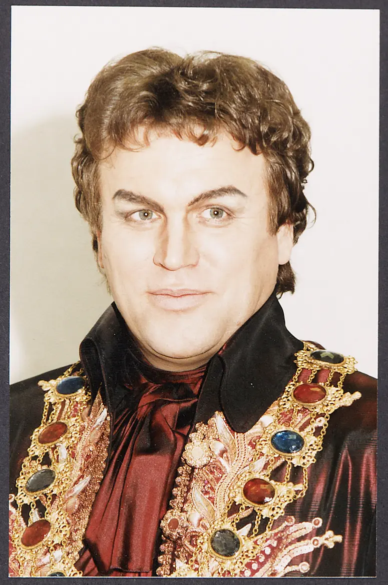 Dénes Gulyás, Verweis auf Stücktitel: La clemenza di Tito