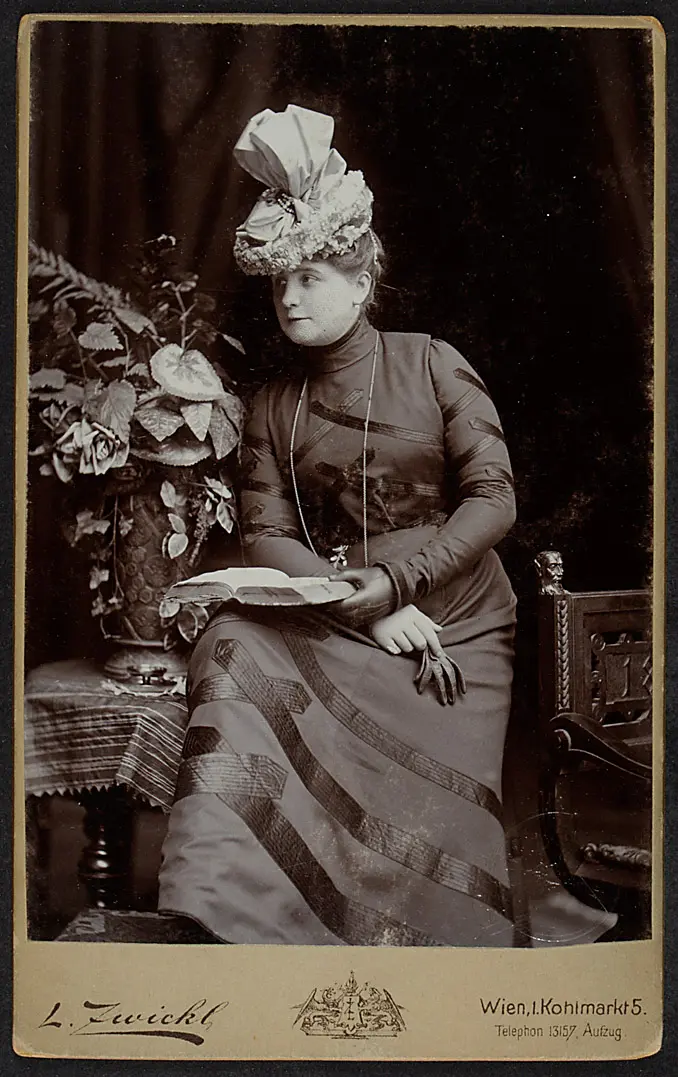 Minnie Milton