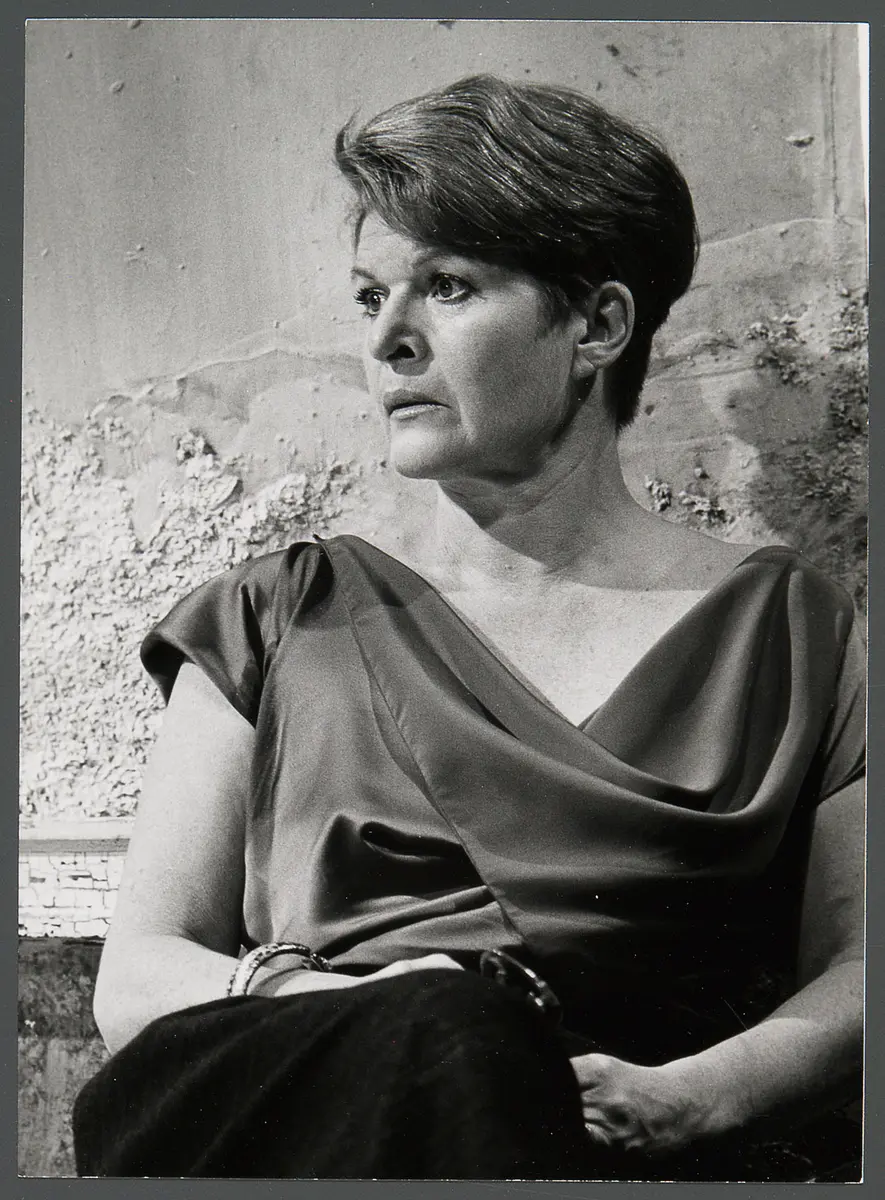 Elisabeth Orth, Verweis auf Stücktitel: Sommer