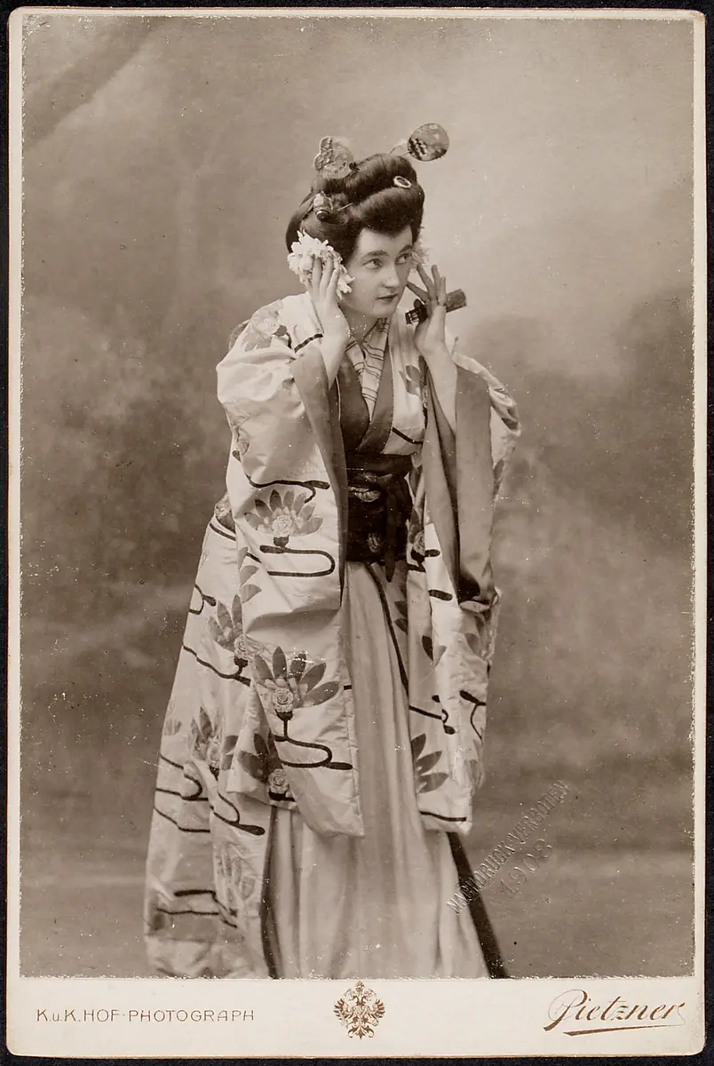 Gertrude Förstel, Verweis auf Stücktitel: Madame Butterfly