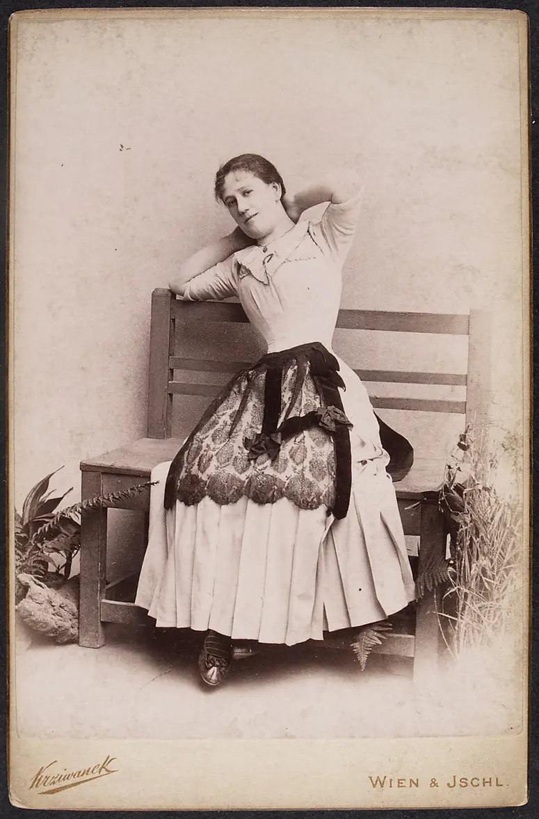 Lina Stengel