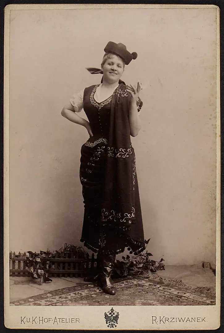Julie Kopacsi-Karczag