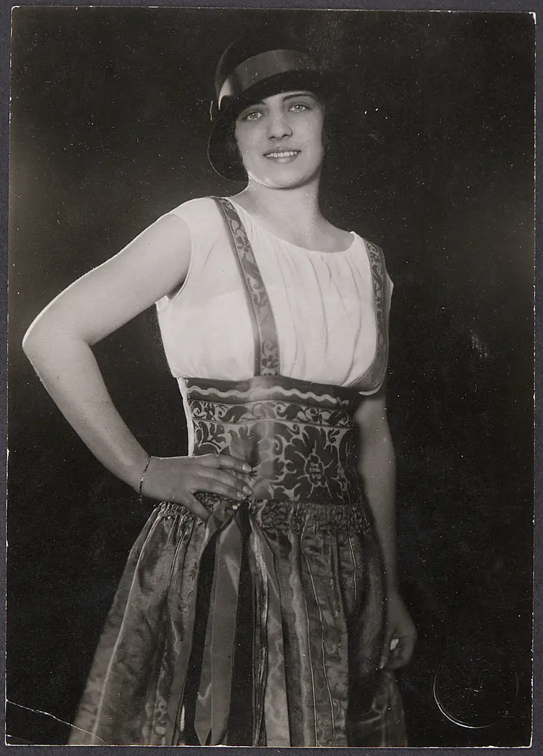 Lizzy Holzschuh