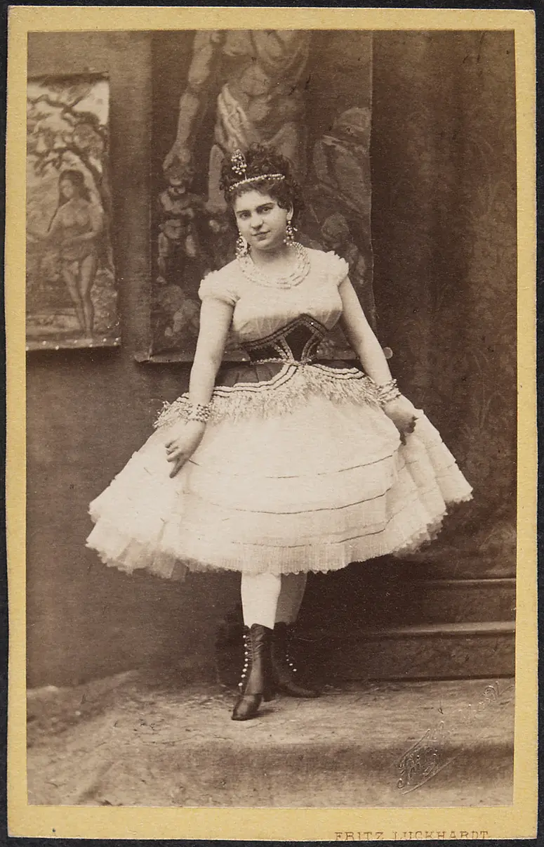 Josefine Gallmeyer, Verweis auf Stücktitel: Die Prinzessin von Trapezunt