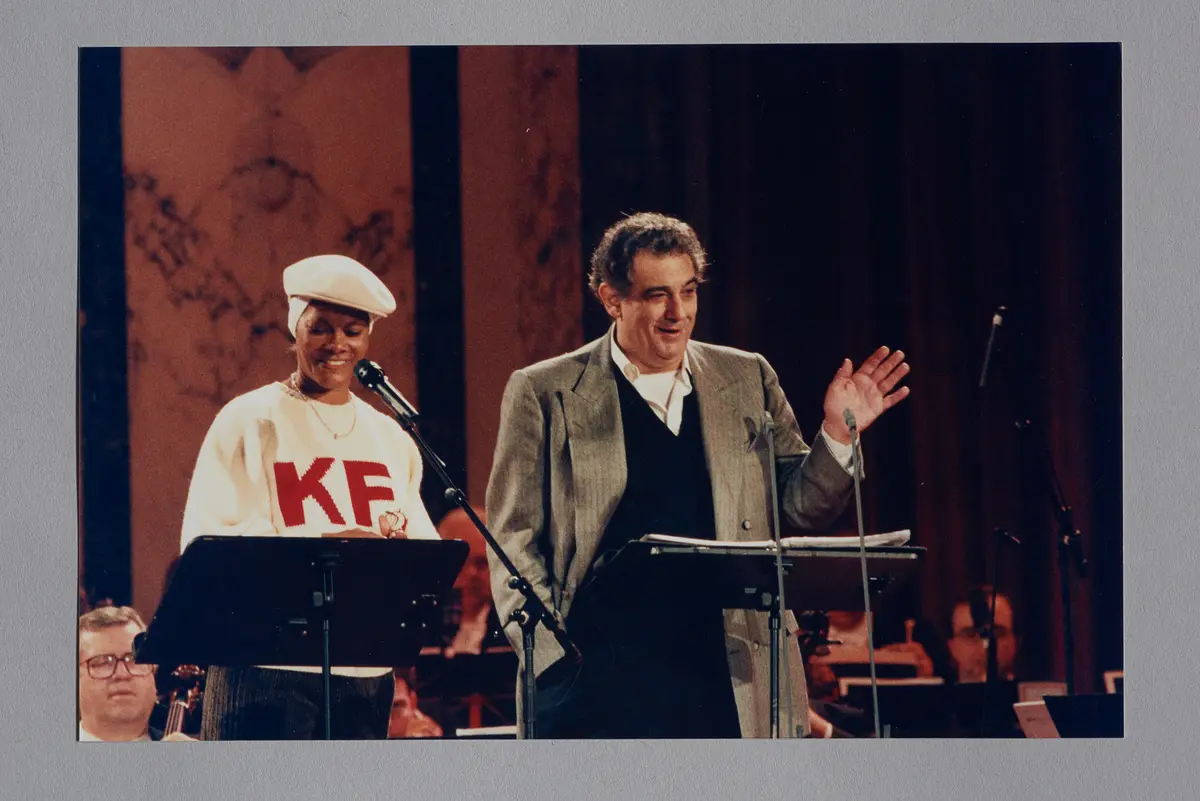 Plácido Domingo, Verweis auf Stücktitel: Christmas Time in Vienna