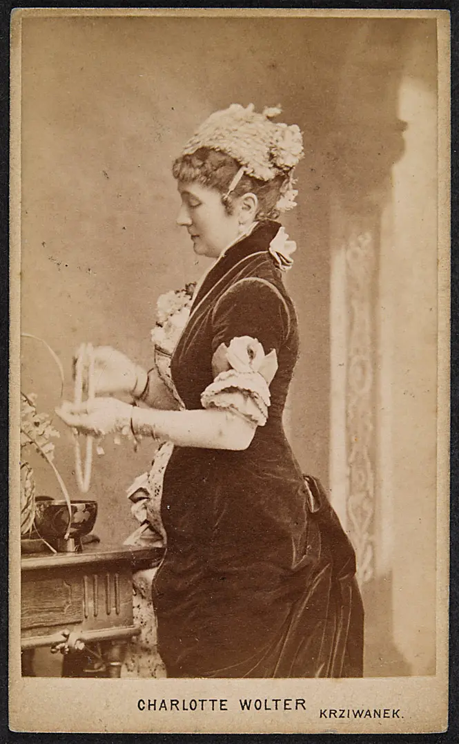 Charlotte Wolter
