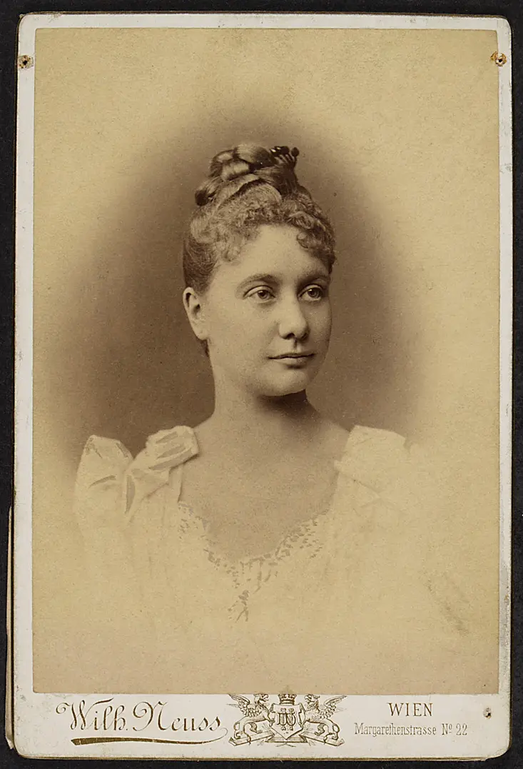 Anna Warnegg