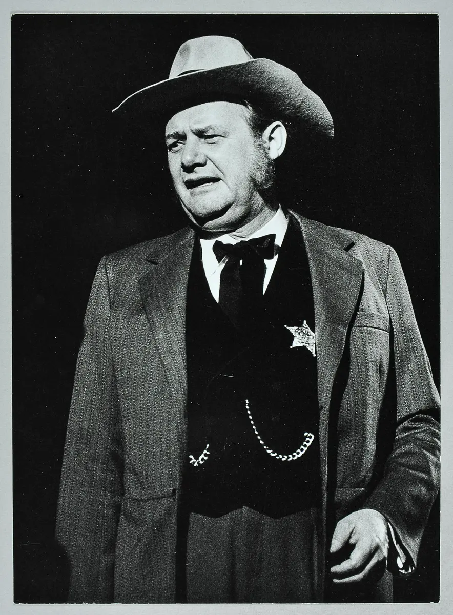 Rudolf Strobl, Verweis auf Stücktitel: Unsere kleine Stadt